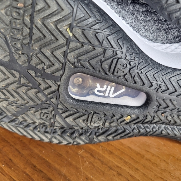 Nike LeBron Witness 3 Dark Grey Men's Size 10.5 - Picture 15 of 15